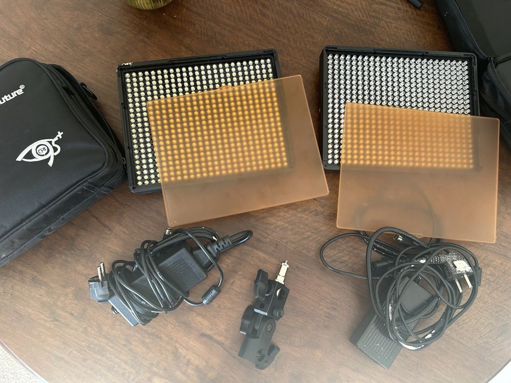 Kit 2 Leds Aputure AMARAN AL-528 Wide and Spot DAYLIGHT