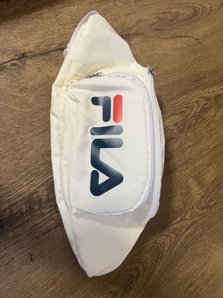 Fila сумка на пояс