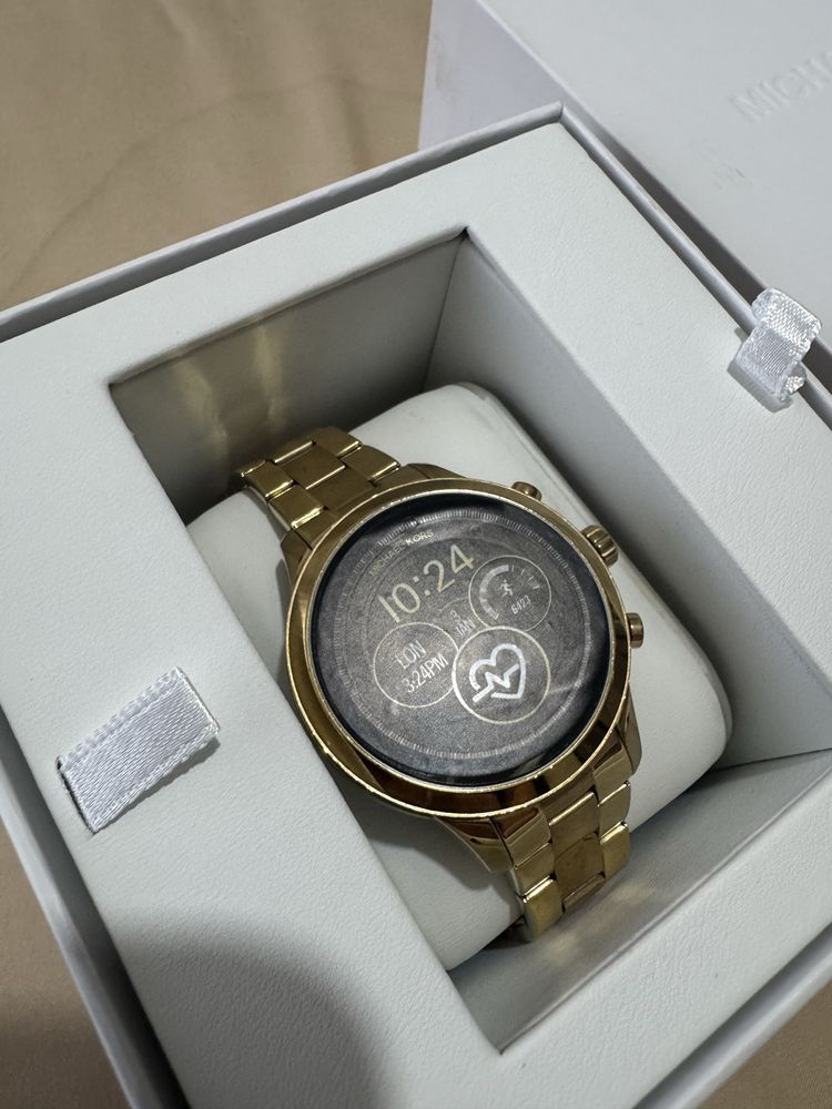 Smart watch Michael Kors