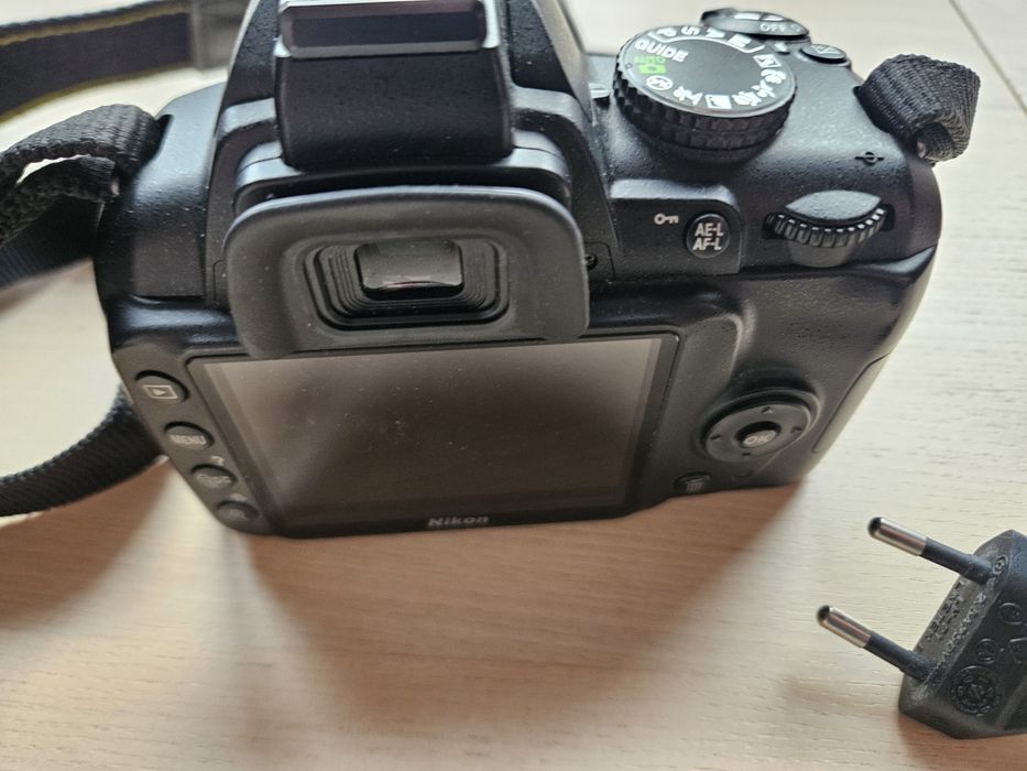 Nikon D3000 з чохлом