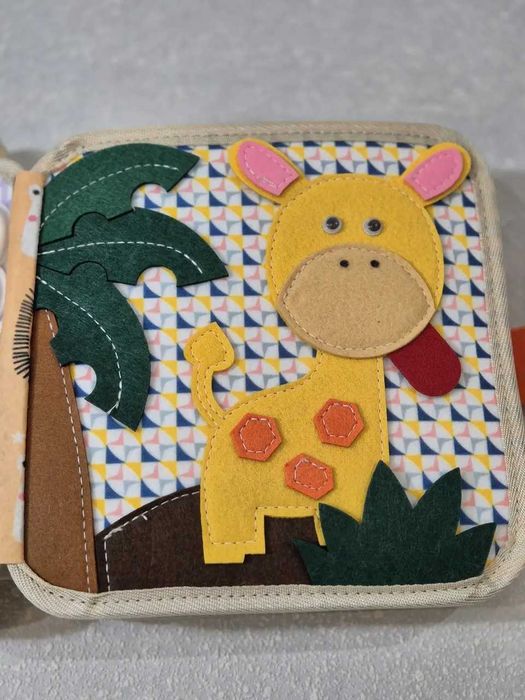 Дитяча розвивальна книга, Інтерактивна книга, Фетрова книжка бізіборд