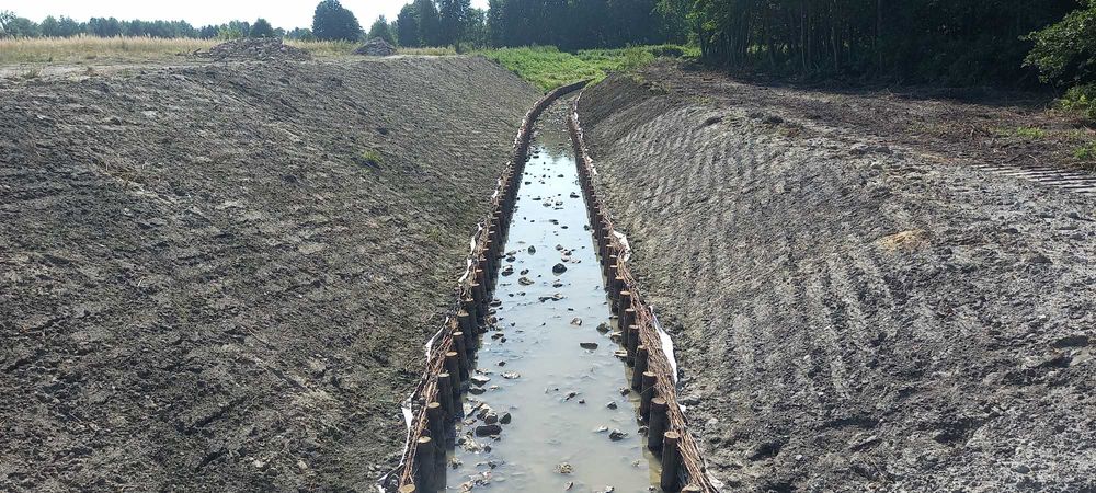 melioracje faszynowanie rzek stawów i rowów faszyna kołki