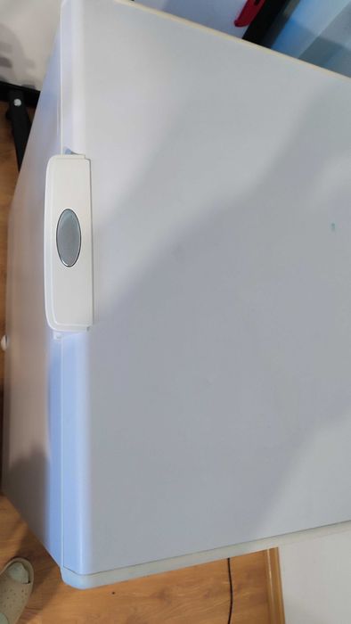 Zamrażarka skrzyniowa Whirlpool 212 litrów - AFG 6212-B