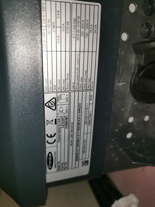 Falownik fronius symo 3.7