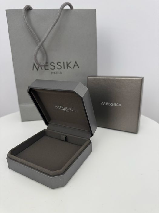 Розкішне подарункове пакування Messika