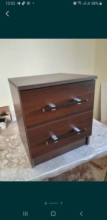 Тумбочки прикроватные 1000грн.