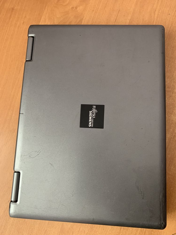 ноутбук Fujitsu-Siemens Esprimo U9200