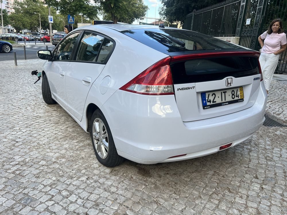 Honda insight hybrid