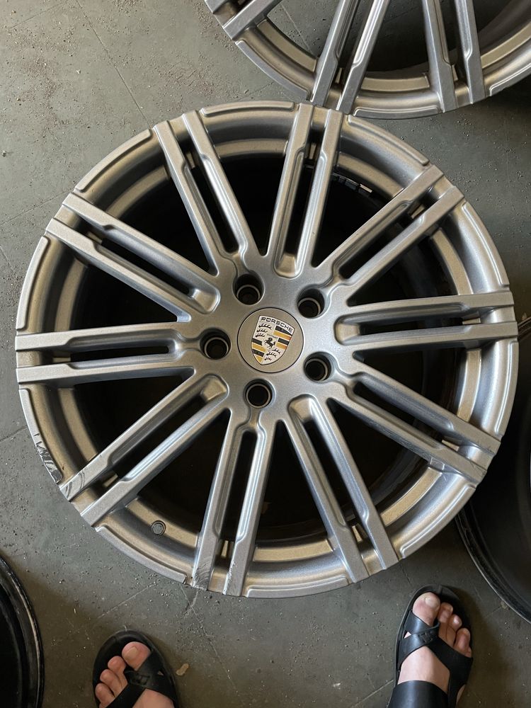 R20 5/130 литые диски Porsche