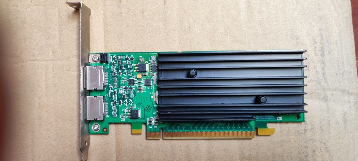 Placa gráfica Nvidia Quadro NVS 295 | M4000 | P2000 | P4000