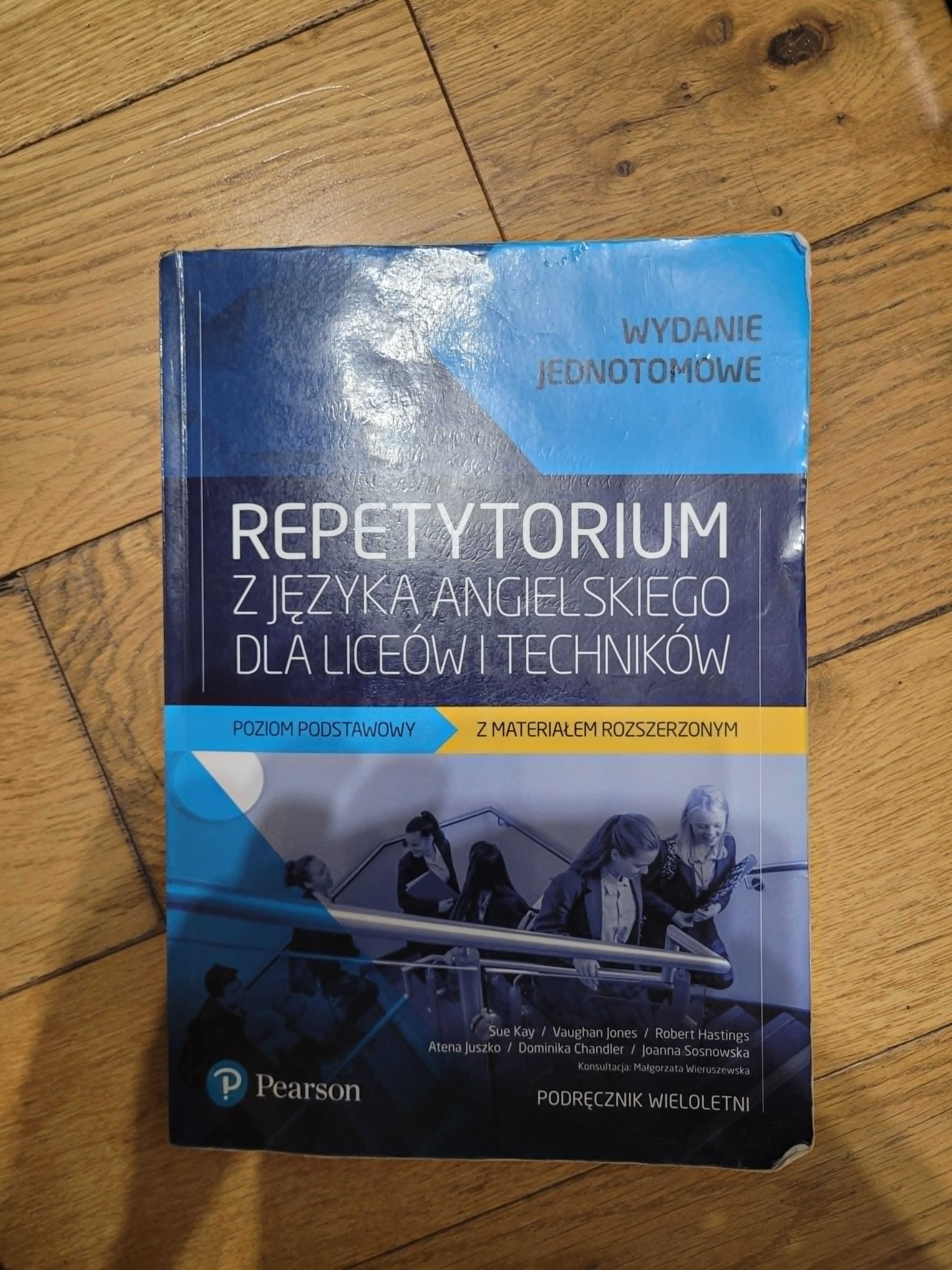 Repetytorium z języka angielskiego dla liceów  z rozszerzeniem