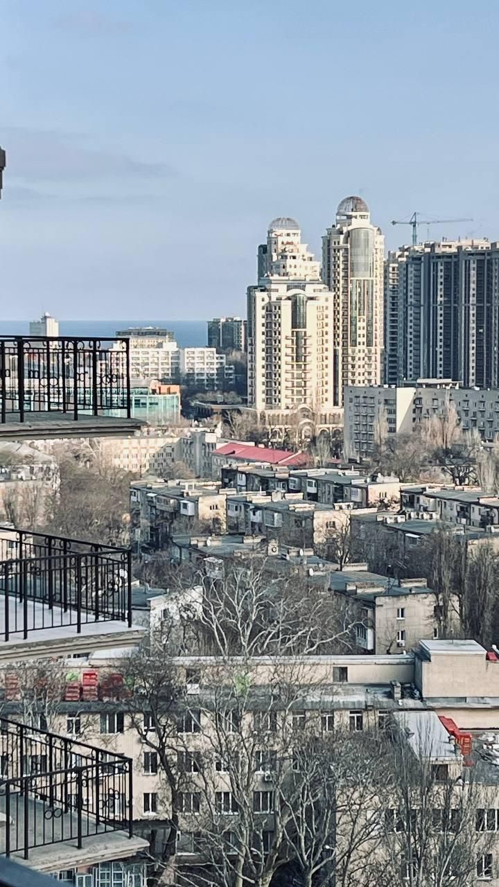 Продам 2 комн. квартиру в ЖК "Акрополь-3". Приморский р-н (928-559))