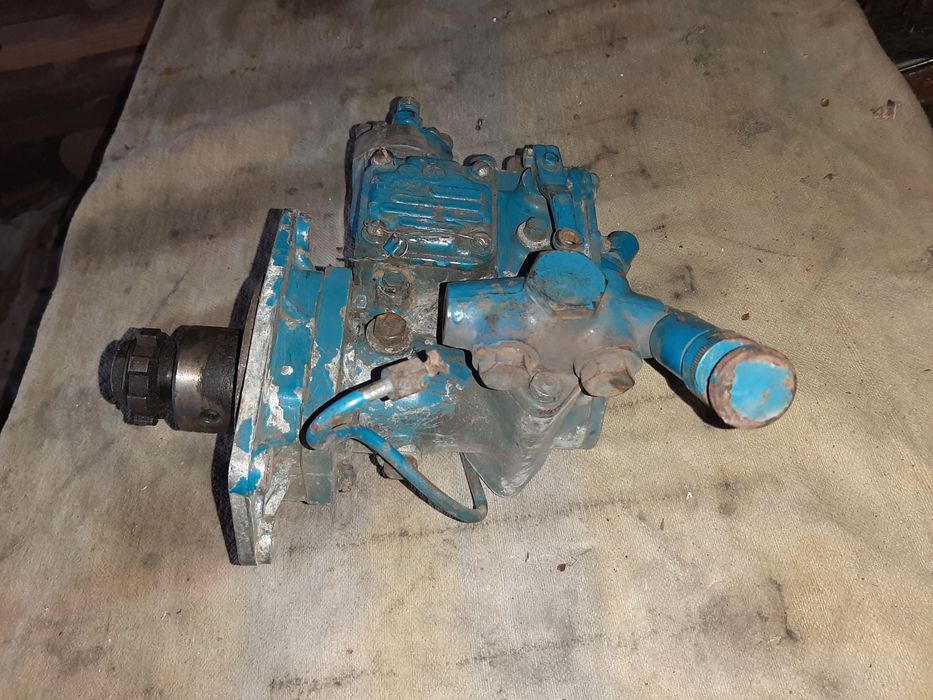 Паливний насос високого тиску трактора  Т-40
