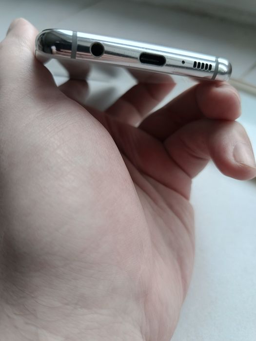 Samsung galaxy S10 8/128