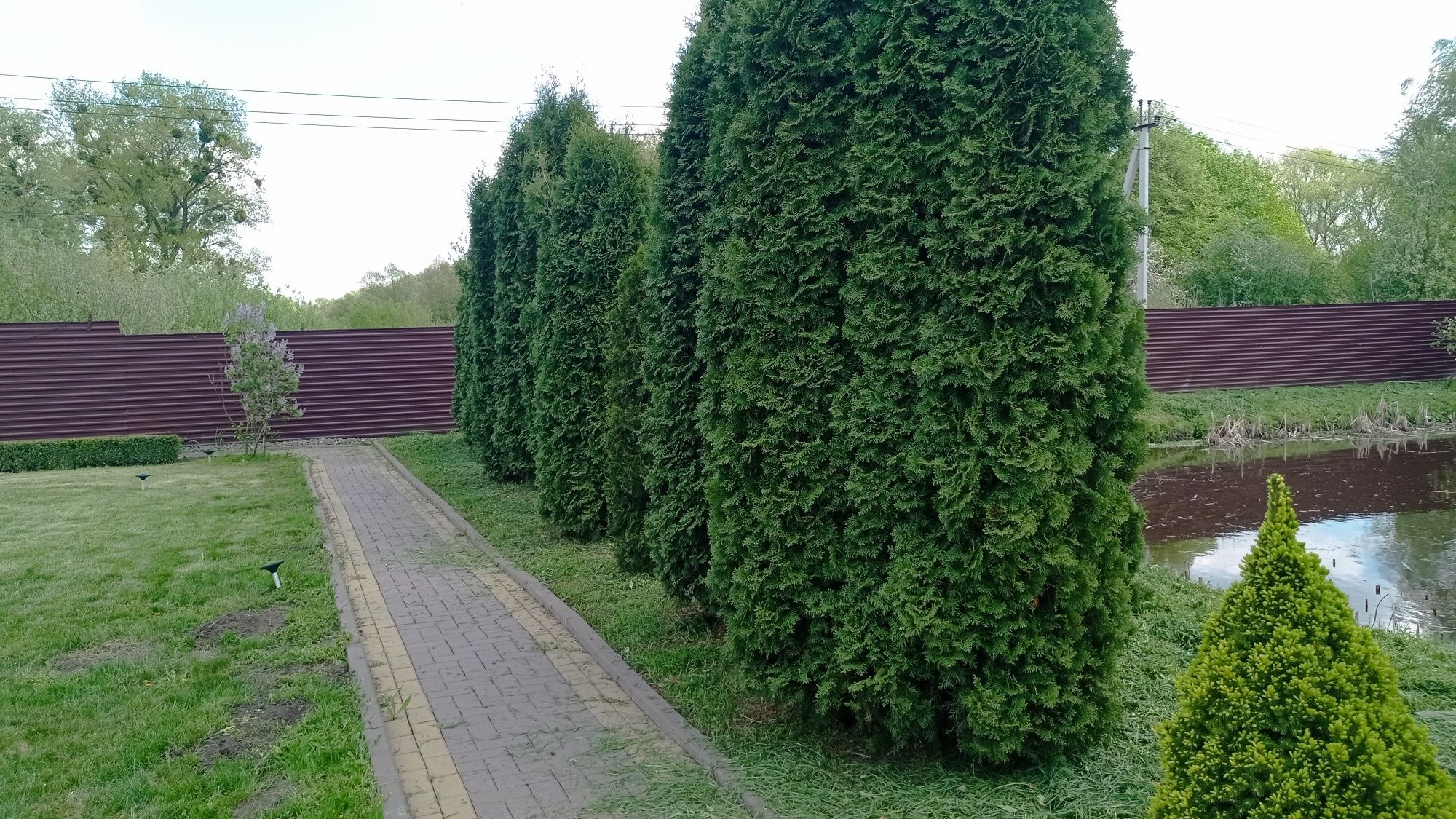 Продам двоповерховий будинок