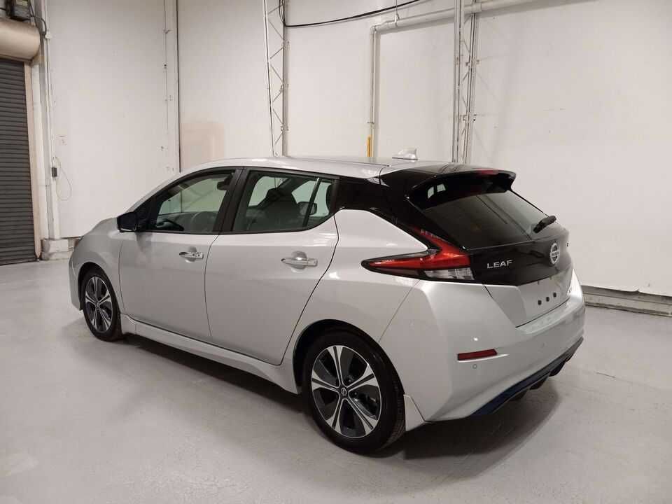 2022 Nissan Leaf SV 40 kWh