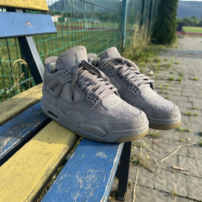 Кросівки Nike Air Jordan 4 Kaws Розмір 40