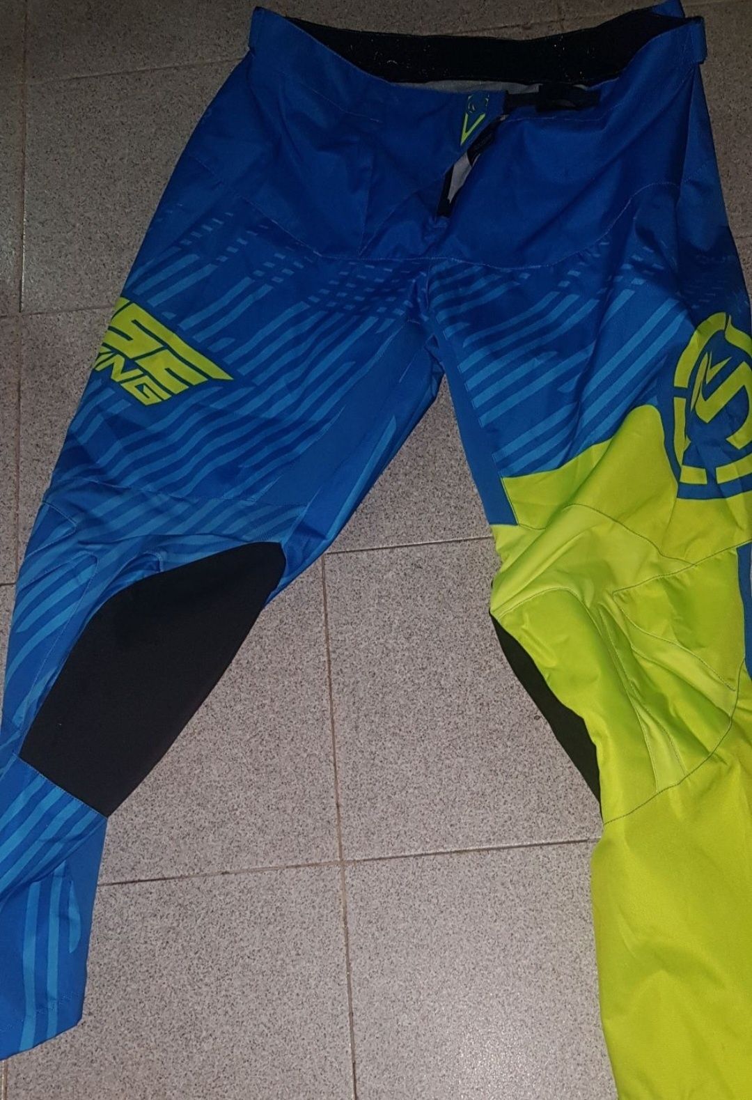 Fato de motocross