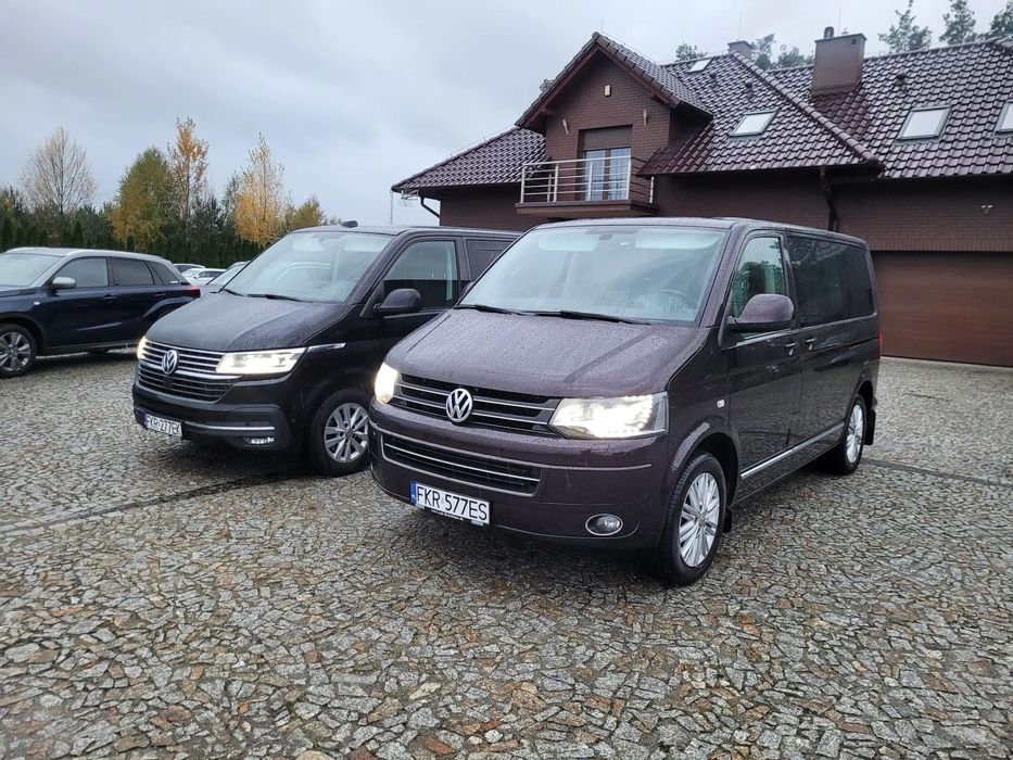 Volkswagen Multivan HighLine Alcantara Kamera Automat 2015 r Wiśniowy 2021r Czarny 150KM