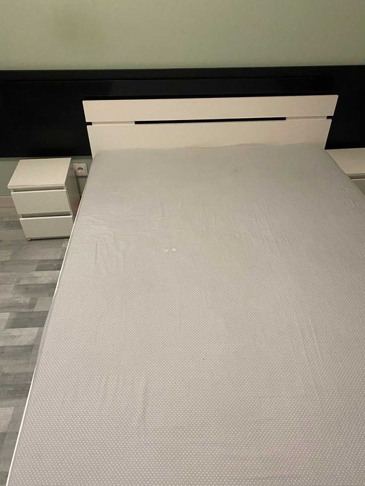Cama de casal a venda
