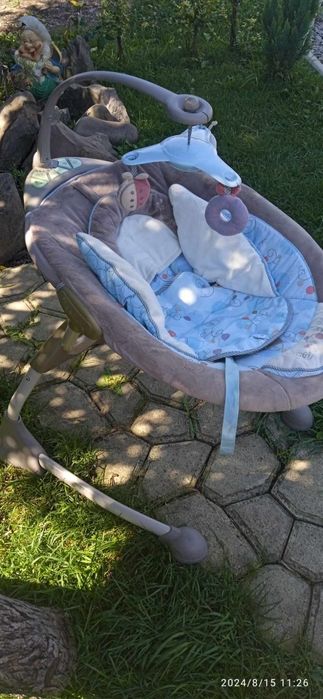 Гойдалка для немовлят