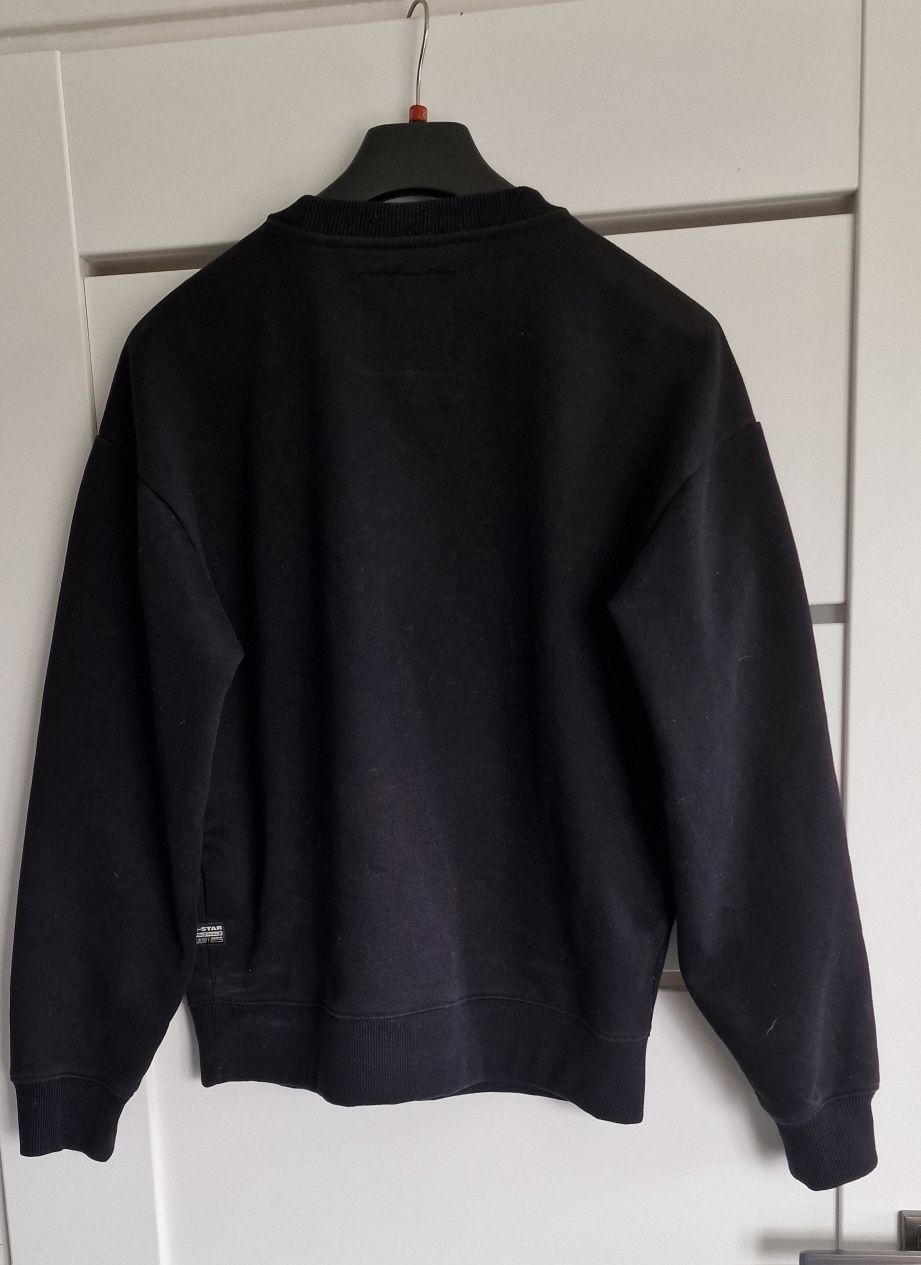 Piękna bluza gstar Raw
Długość całkowita 67cm
Szerokość pod pachami 55