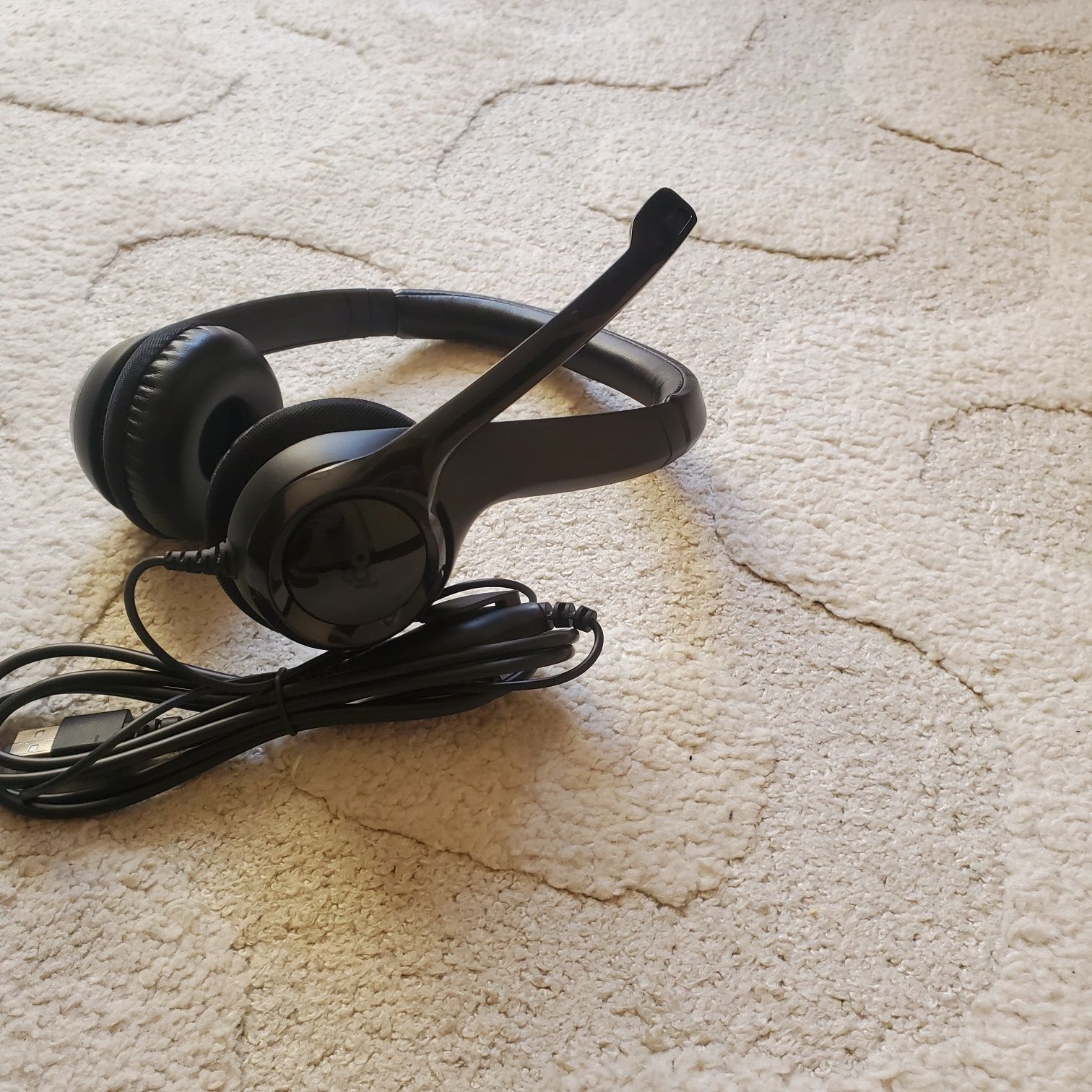 Навушники з мікрофоном Logitech H390 USB Black