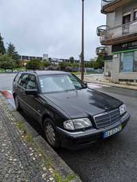 Mercedes Benz 220 CDI Preto