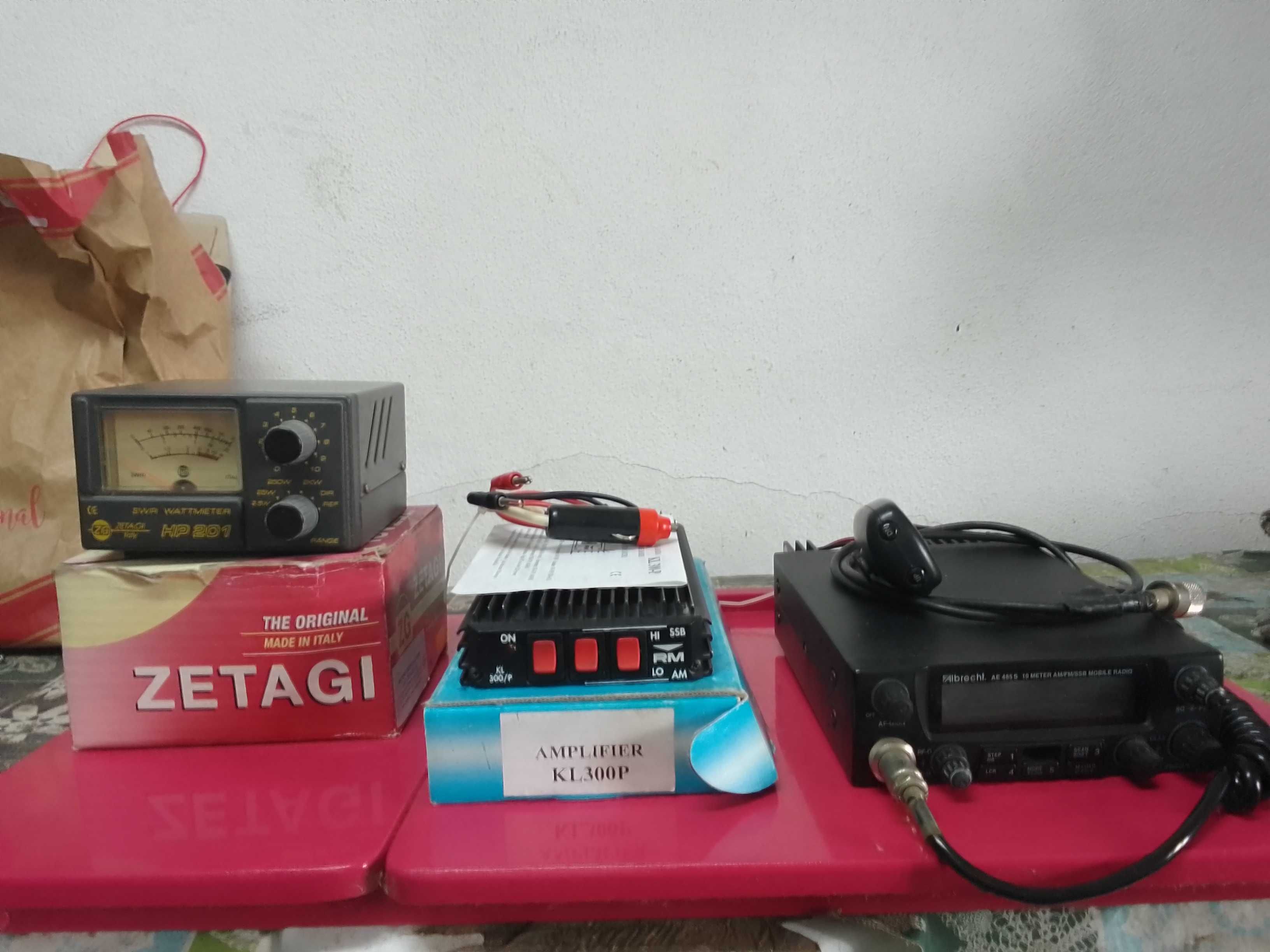Estação CB radio Albretch, amplif RM300, medidor de estacionárias