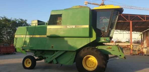 Комбайн JOHN DEERE 1072