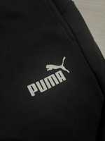 Czarne dresy puma