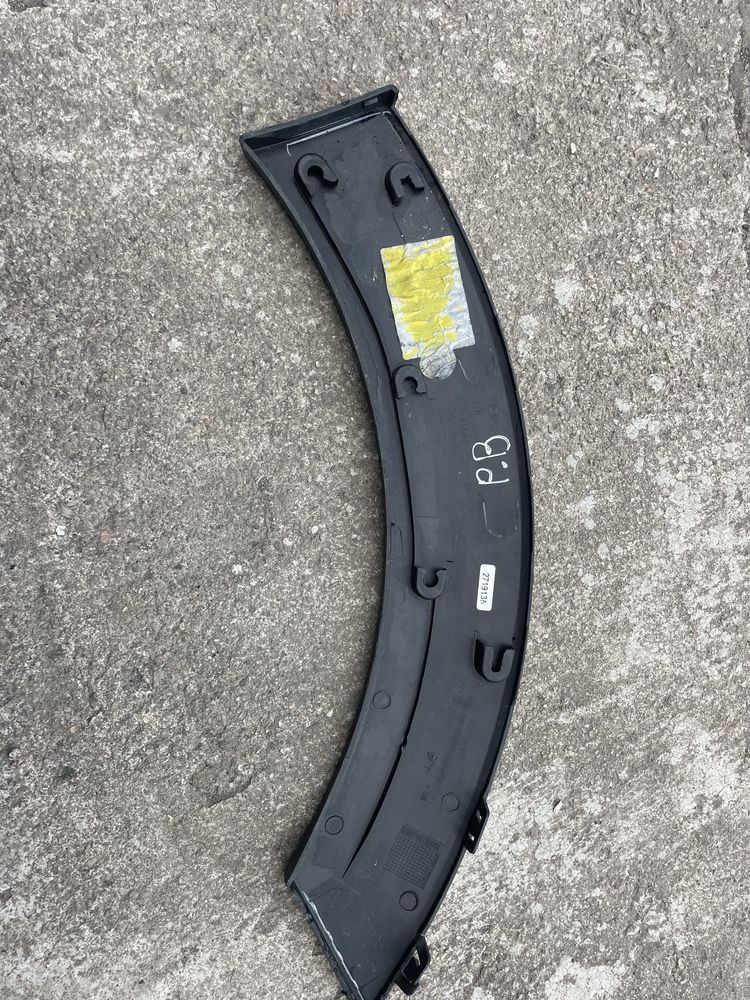 Продам накладку на крило mini cooper 7348904