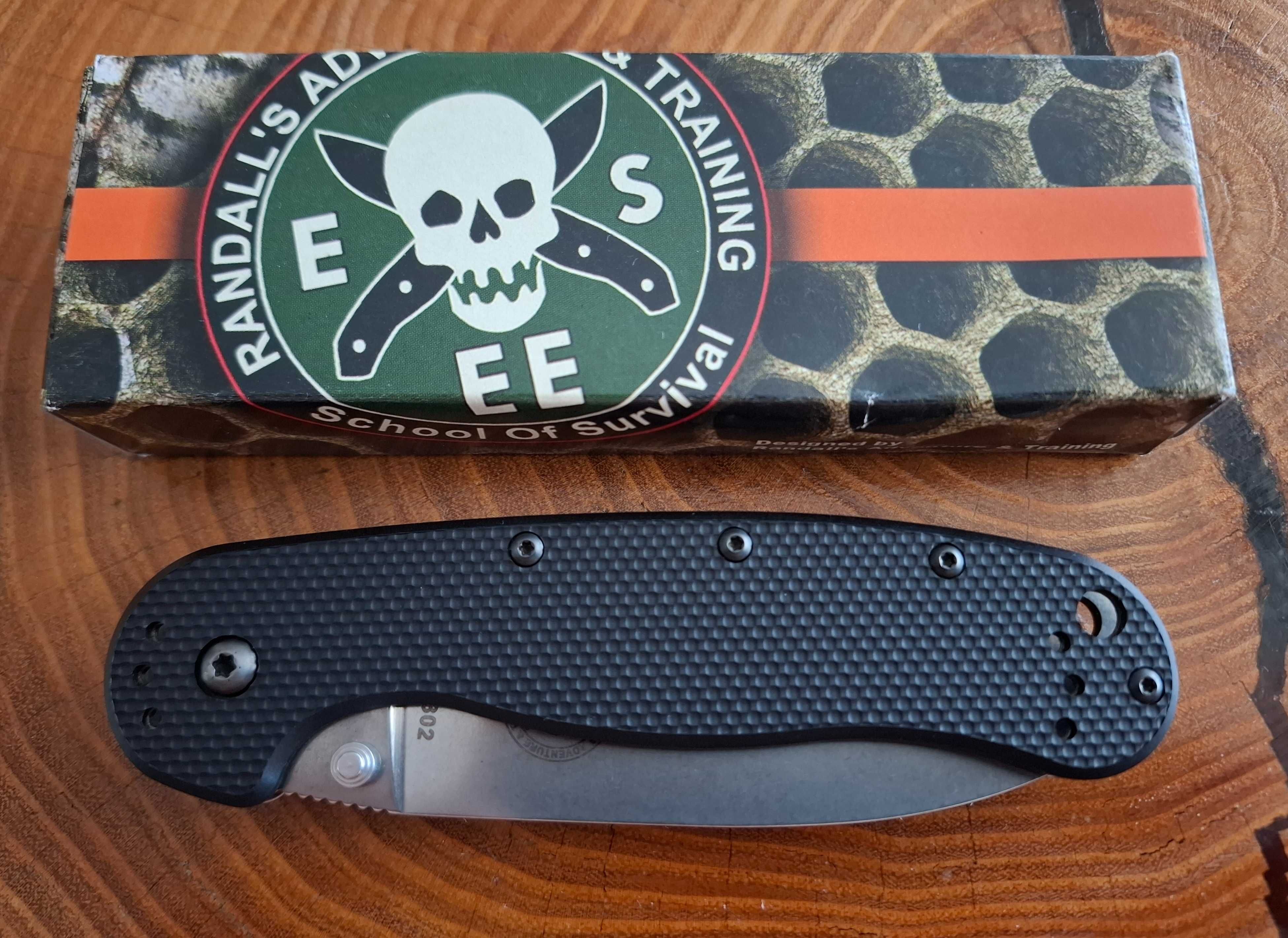 Nóż ESEE Avispa D2