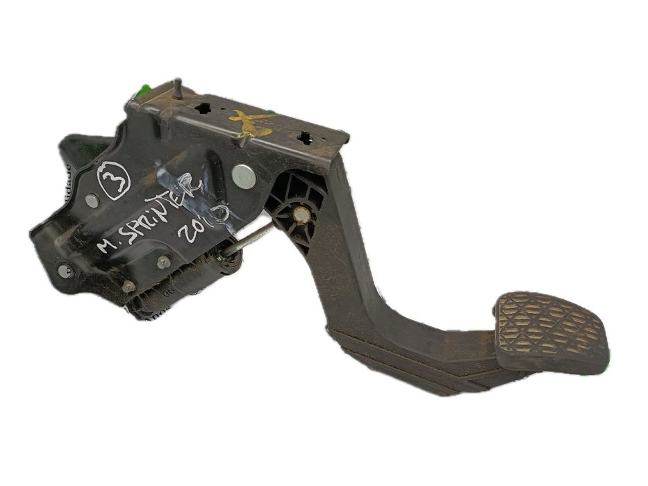 Pedal da embraiagem MERCEDES-BENZ Sprinter 3,5-t (906)