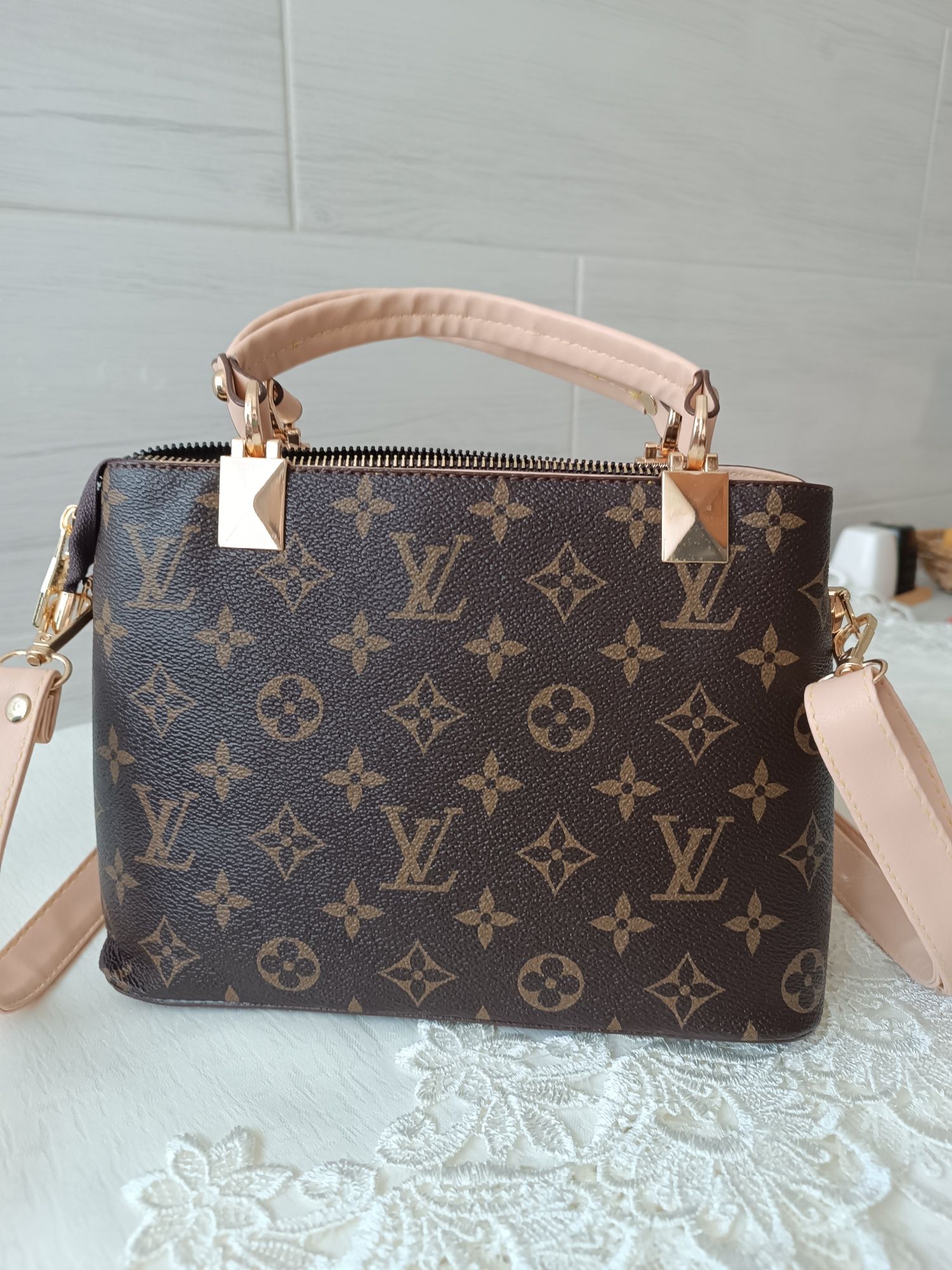 Nowa torebka Louis Vuitton