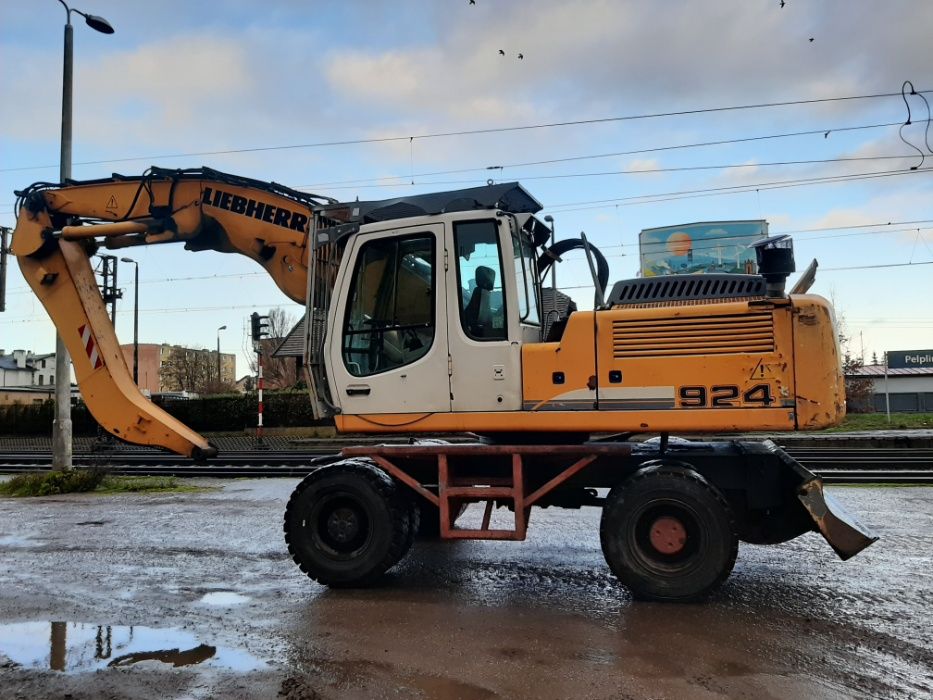 Części do koparki Liebherr 924C litronic, 2008 rok, przeładunkowa