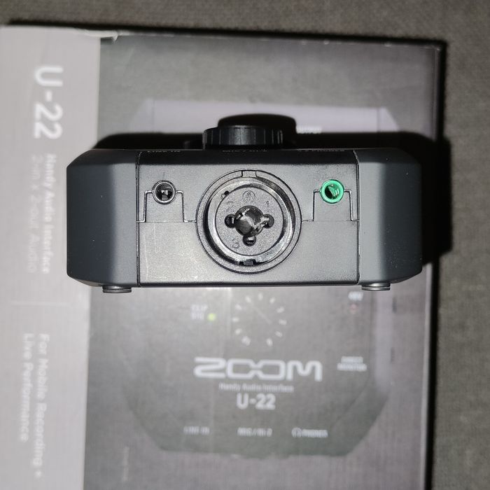 USB звуковая карта аудіоінтрфейс Zoom U-22