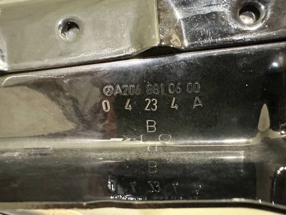 Крило переднє праве Mercedes C W206 ( 2021 2022 2023 2024 г.)