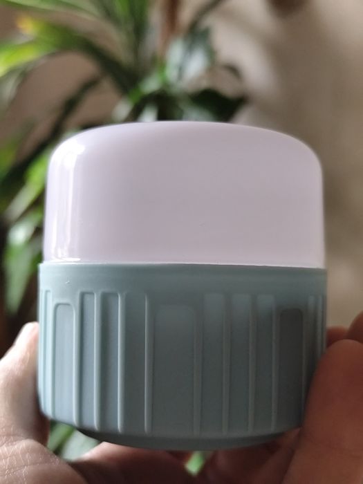 Лампа аккумуляторная светодиодная автономное освещение