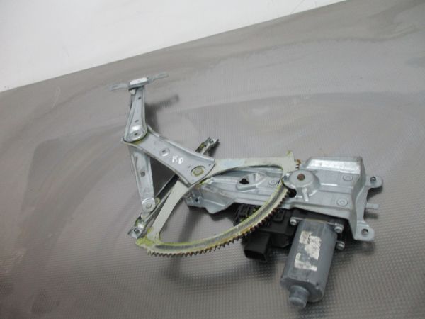 Elevador vidros frente direito OPEL Astra H Hatchback (L48)