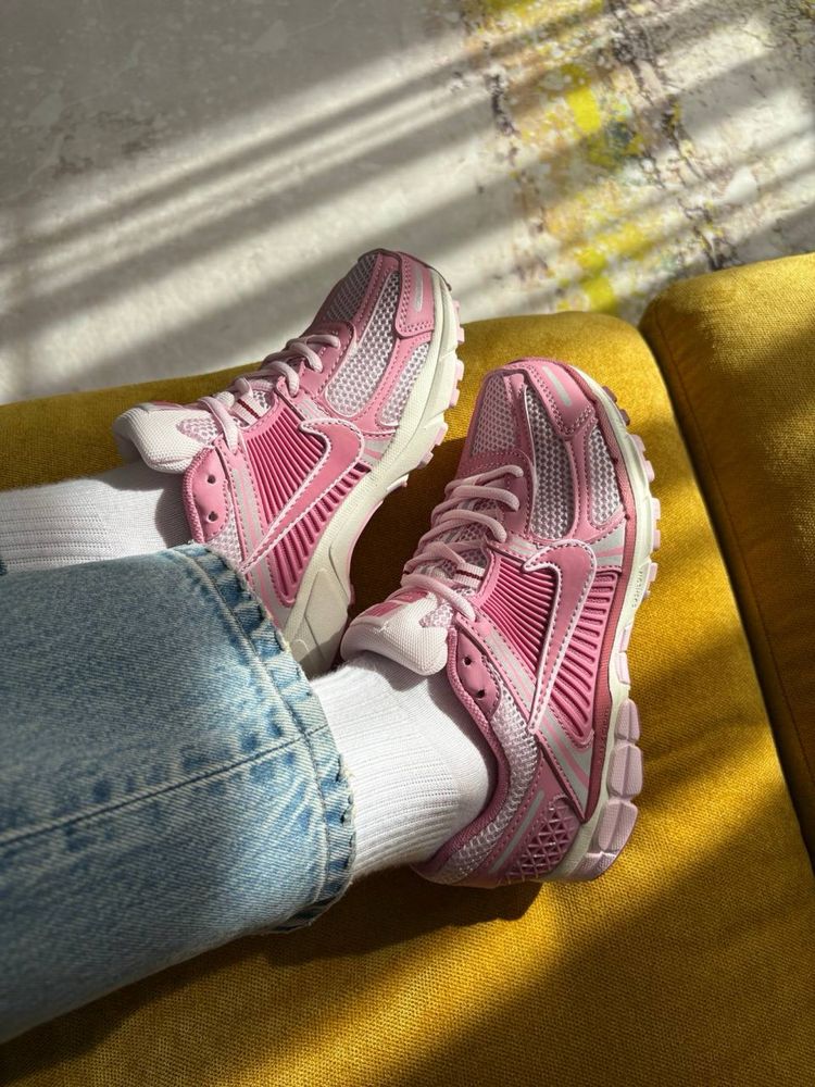 Nike Air Zoom Vomero 5 Elemental Pink