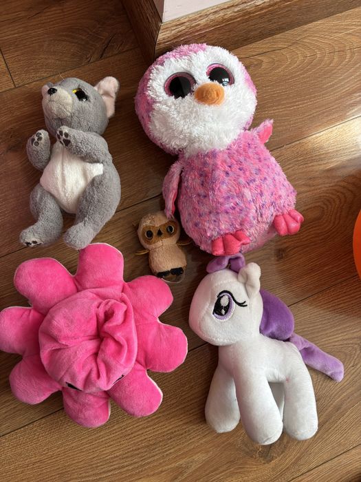 Одним лотом мягкие игрушки