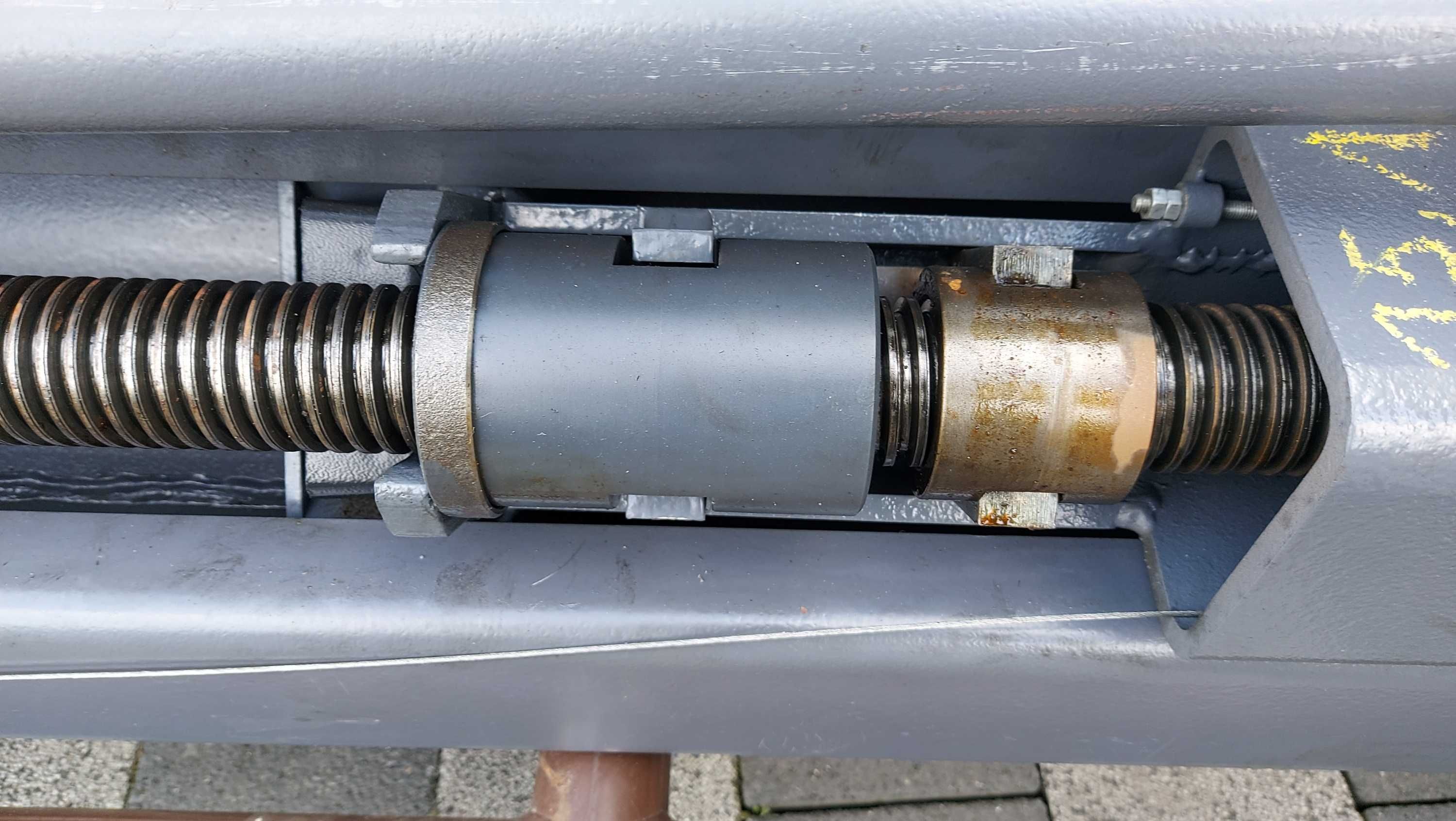Podnośnik warsztatowy  HOFMANN MTF 3000