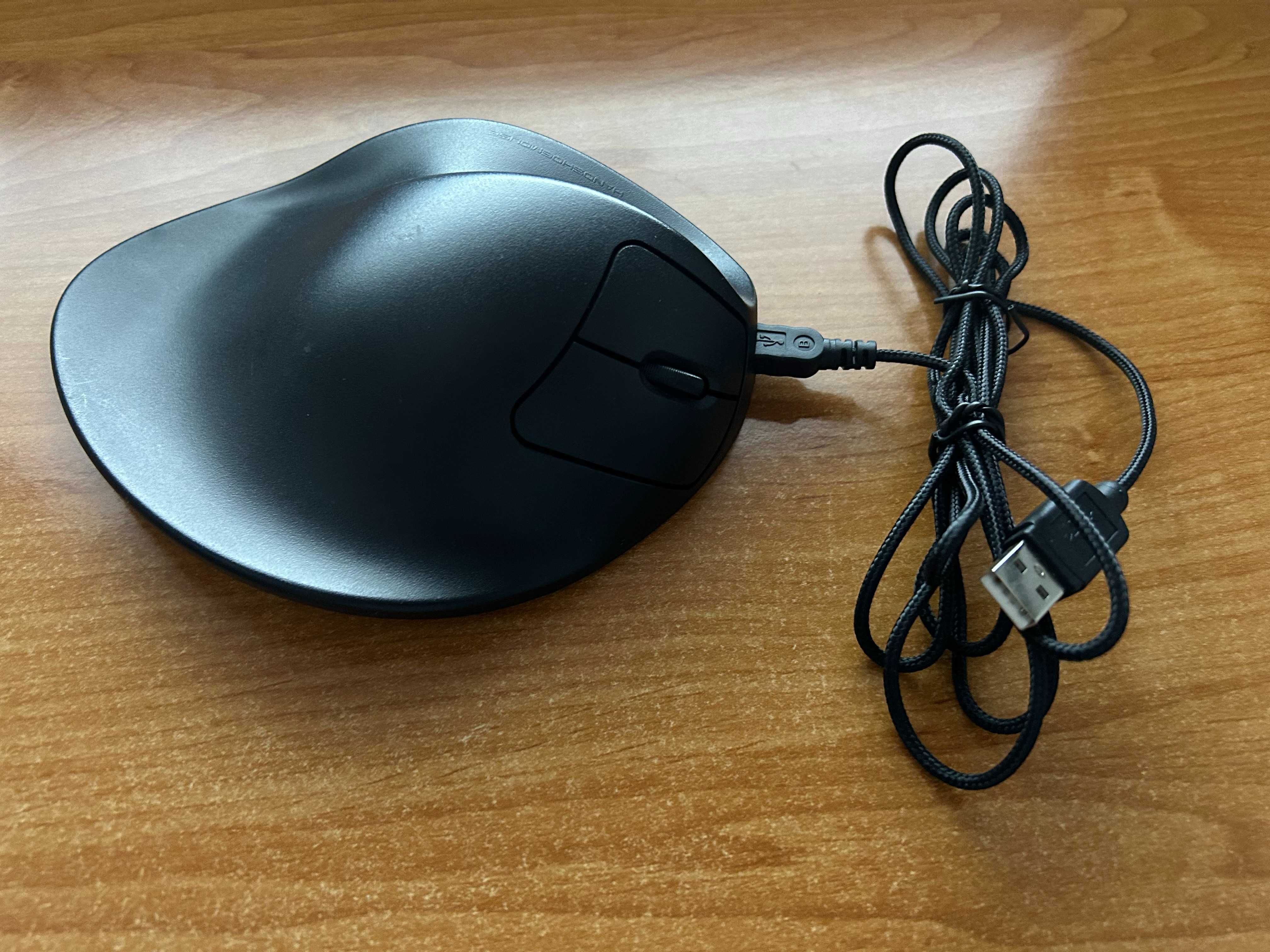 Myszka komputerowa przewodowa Hippus HandShoe Mouse M2WB ergonomiczna