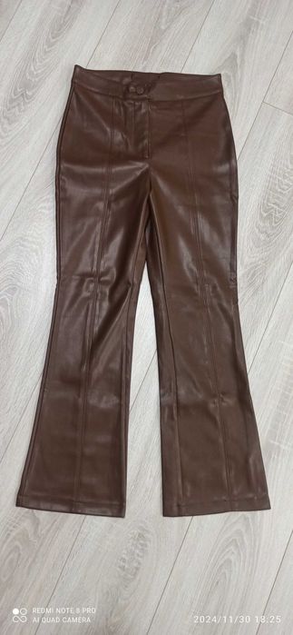 Stylowe spodnie skórzane