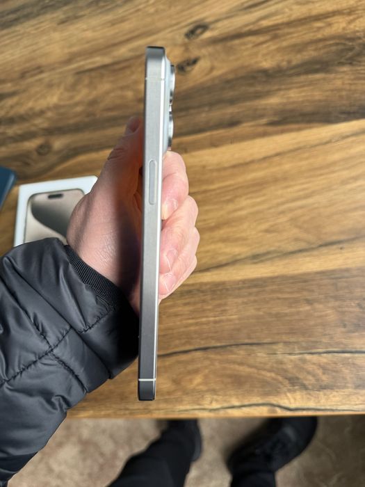 Iphone 15 pro max 256gb Natural Titanium
