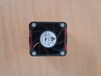 Wentylator Delta FRB0612DHE 12V 3A – serwerowy fan, 4-pin, hot-swa
