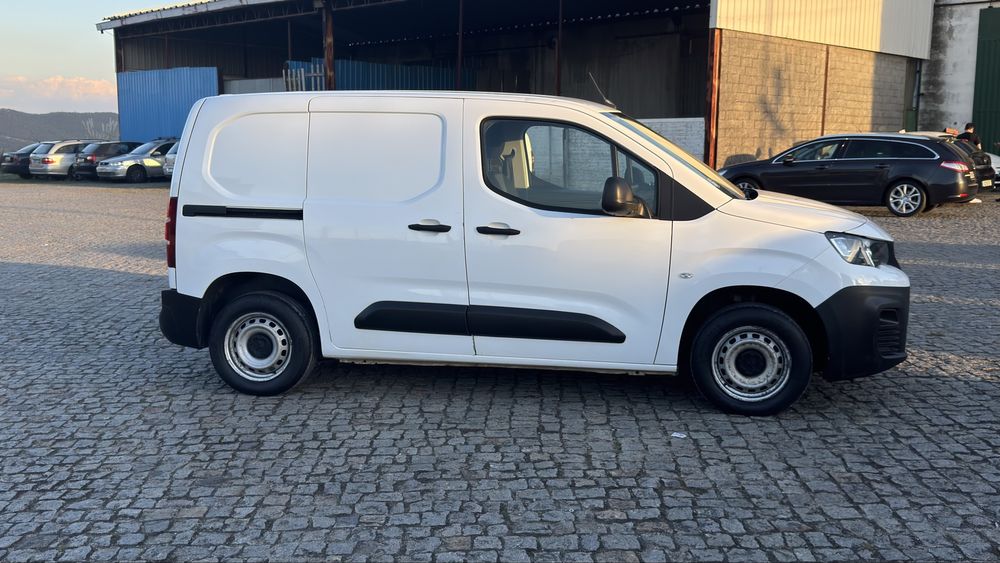 Peugeot partner 1.6 HDI 2019 3 lug