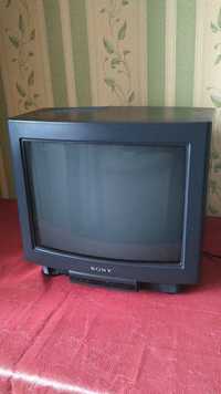 Телевизор Sony цветной Очень хороший+новый пульт !