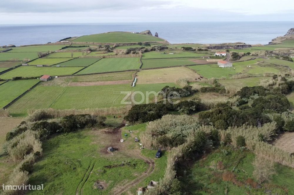 Terreno Rústico - Ribeirinha, Ribeira Grande